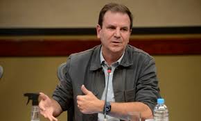 Eduardo Paes cumpre 26 das 47 promessas de campanha ao fim de seu terceiro mandato